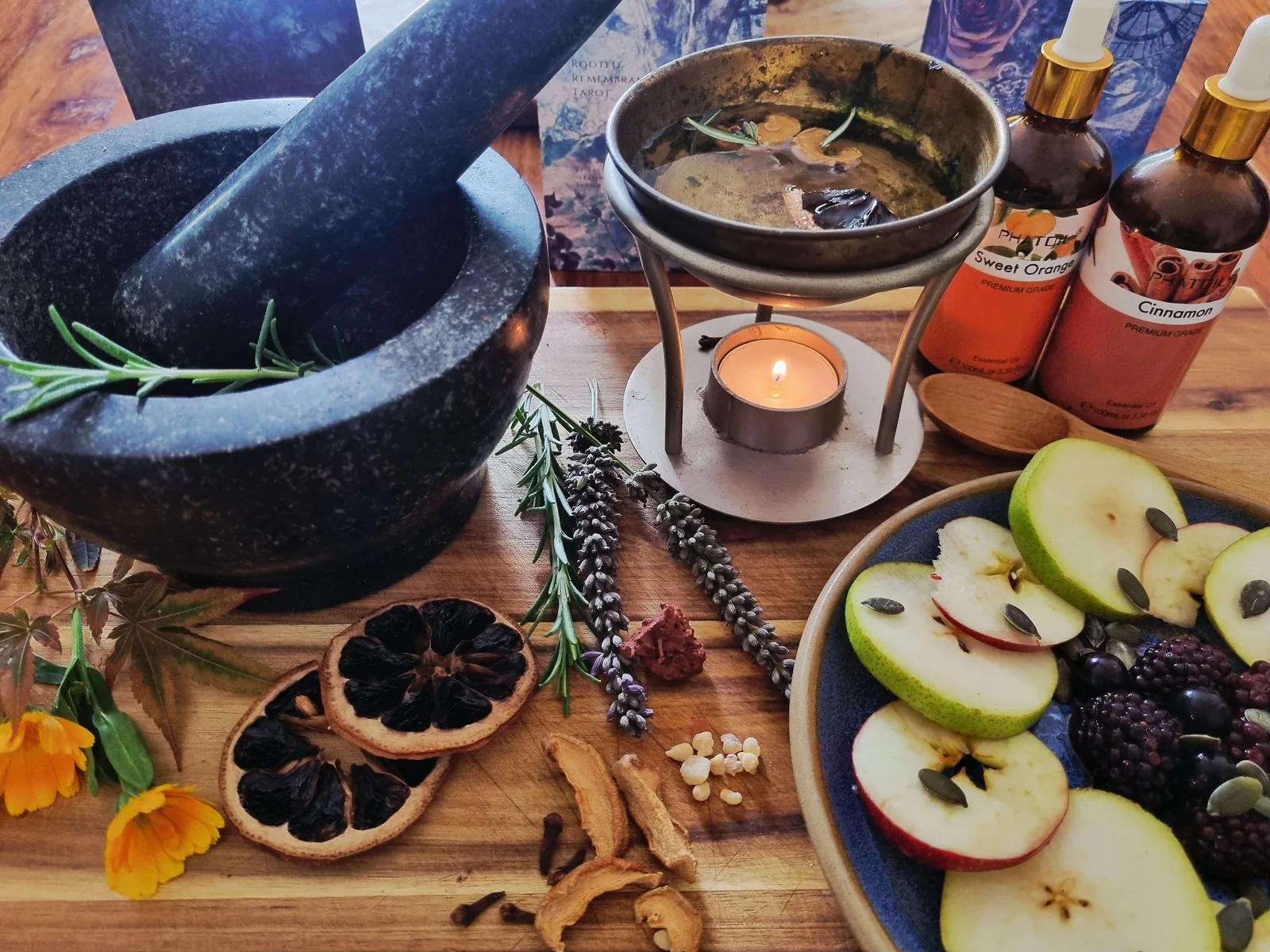 loose incense blend ingredients for a Mabon ritual